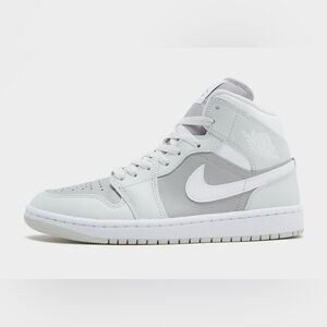 Nike Women’s Air 1 Mid Photon Dust/White 10 AUTHENTIC